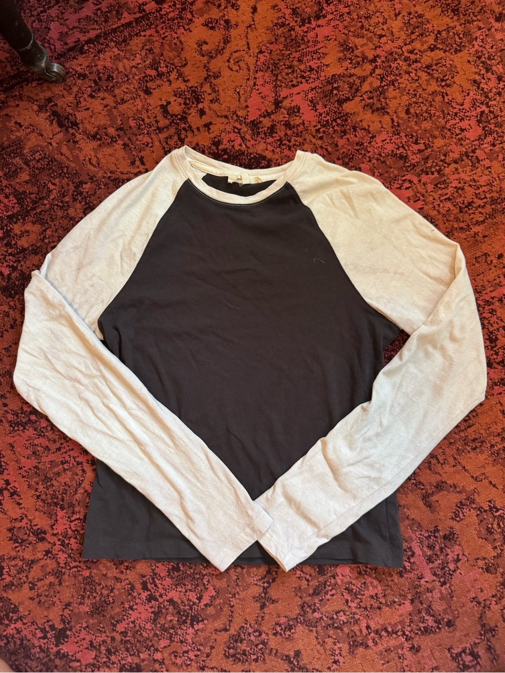 Madewell Black Body with Cream Raglan Long-Sleeve Tee